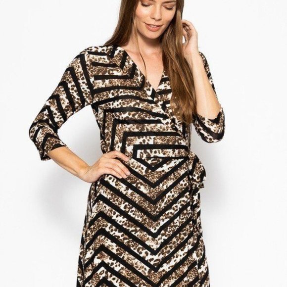 Animal and geometric print plus size a-line dress - Picture 2 of 4